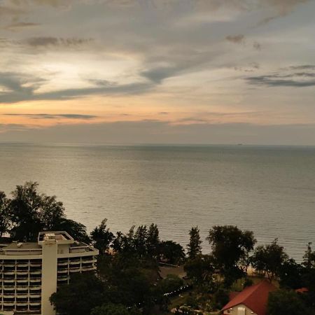 3-Bed Executive Suite, Rumahku @Ceo Bayan Lepas Exterior photo