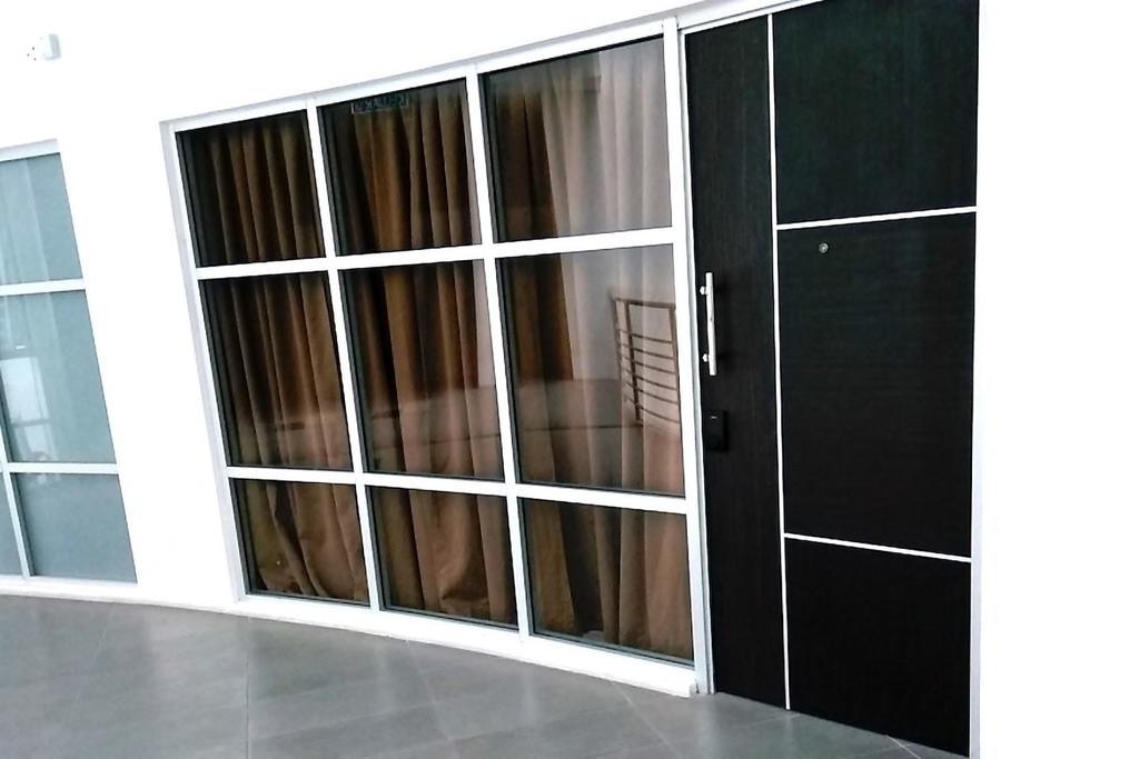 3-Bed Executive Suite, Rumahku @Ceo Bayan Lepas Exterior photo